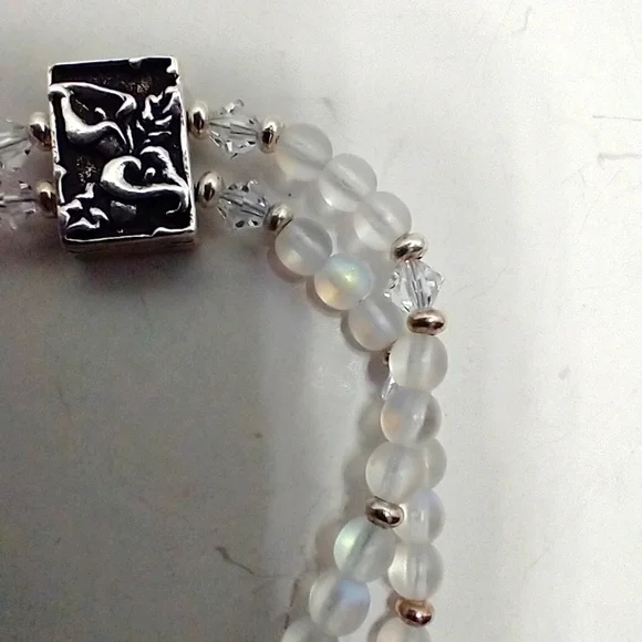 Handmade Calla Lily bracelet - Picture 7 of 8